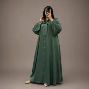 Robe Longue Nawaim avec Col à Nœud