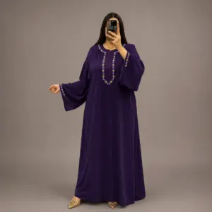 Caftan Marocain crépe rosa avec Broderie Florale
