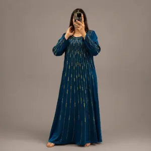Caftan Perlé avec Strass Dorés