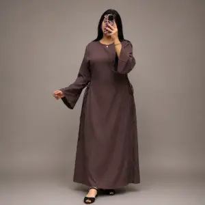 Robe Longue Plissée avec Laçage Latéral